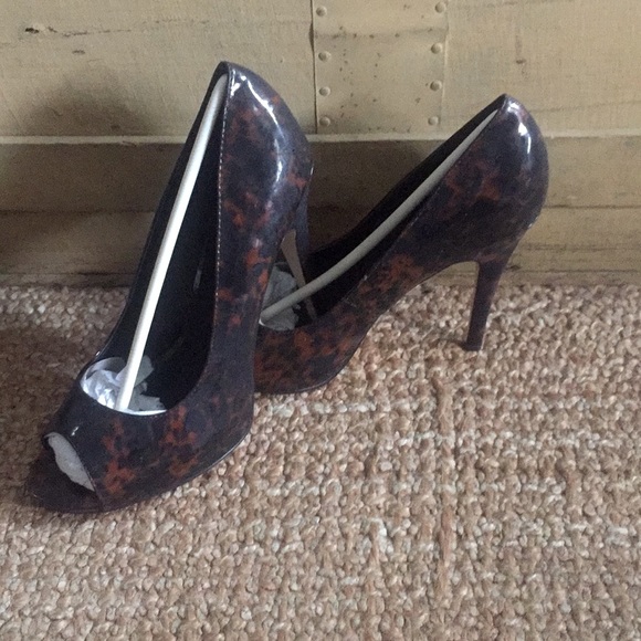 ASOS HEELS TORTOISE PATENT LEATHER PEEP TOE HIGH HEELS 9 US - Picture 1 of 10